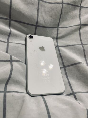 Apple iPhone: IPhone Xr, 128 ГБ, Белый, Коробка, 75 %