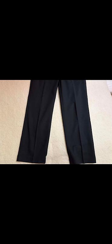 sandale ecco: Potpuno ocuvane, elegantne pantalone na peglu, broj 40. Od gospodje — 4
