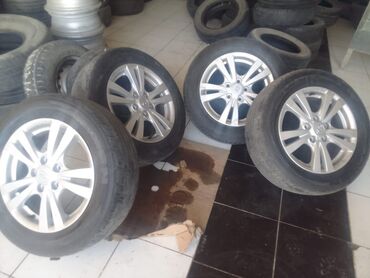Alfa Romeo: Б/у Колесо Hyundai R 16, 5 Болтов