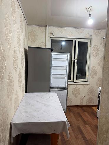 store: 1 комната, 32 м², 5 мкр 104 серия, 3 этаж, Евроремонт — 3