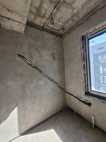 Установка кондиционеров: Установка кондиционеров. Прокладка коммуникаций ( труб ) на стадии — 3