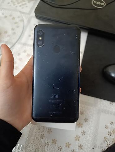 iphone 13 qiymet: Xiaomi Mi A2 Lite, rəng - Qara, 
 İki sim kartlı — 1