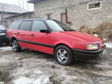 Volkswagen: Volkswagen Passat: 1988 г., 1.8 л, Механика, Бензин, Универсал