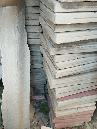 3 3: Продается б/у брусчатка ( около 10-12кв новый).общей площадью 70 кв.м — 1