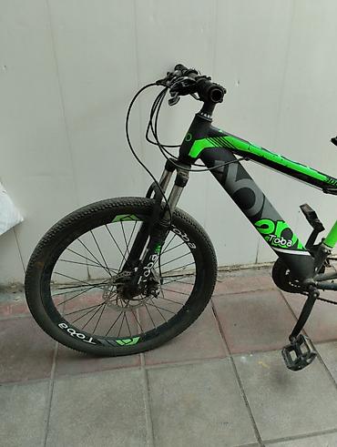 Velosipedlər: Salam 24 lüy toba velosebeti satilir endirim olunacag real aliciya — 2
