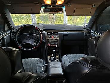 Транспорт: Mercedes-Benz E-Class: 1995 г., 3.2 л, Автомат, Газ, Седан — 6