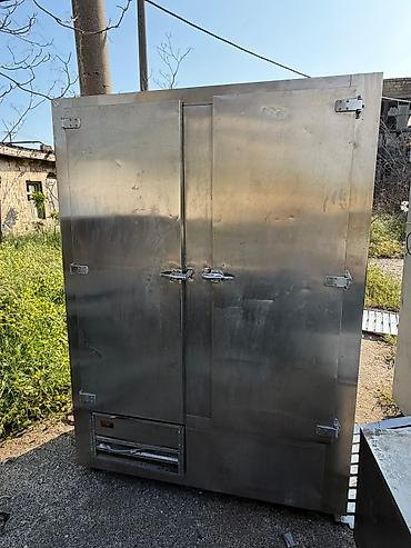 Soyuducu avadanlığı: Ət sotuducusu satilir 1300 azn Unvan Keşlə Təmiz nerjdi . Tam — 1