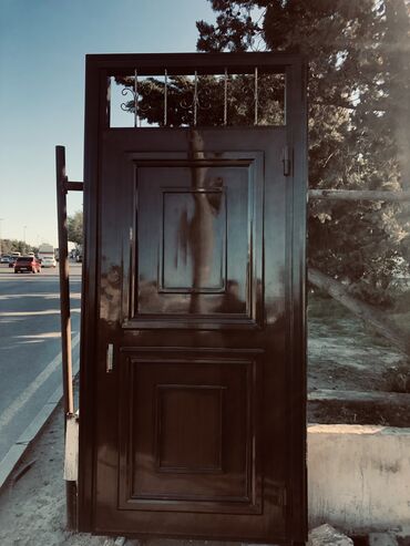 Darvazaların rənglənməsi: 300manatdan başlayan qiymetler.çatdırılma quraşdırılma -da lalafo.az — 19 Darvazaların rənglənməsi: 300manatdan başlayan qiymetler.çatdırılma quraşdırılma — 19