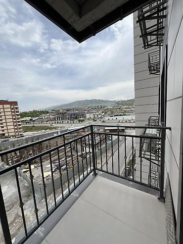 Гарнитуры для прихожей: 🔥 Продаётся уютная 2-комнатная квартира площадью 63 м² 📍 В престижной — 13