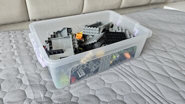Oyuncaqlar: İşlənmiş amma yaxşı vəziyyətdə olan LEGO satılır