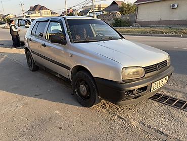 Volkswagen: Volkswagen Golf: 1992 г., 1.8 л, Механика, Бензин, Хэтчбэк — 1