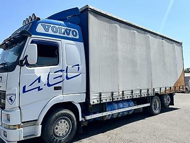 Тягачи: Тягач, Volvo, 2001 г., Шторный — 2