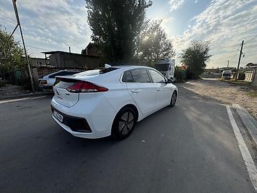 Hyundai: Hyundai Ioniq: 2019 г., 1.6 л, Автомат, Гибрид, Седан — 5