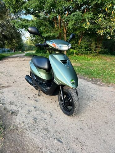 VAZ (LADA): Yamaha JOG skuter - Rəng: mat yaşıl - Gövdə dizaynı: kompakt şəhər
