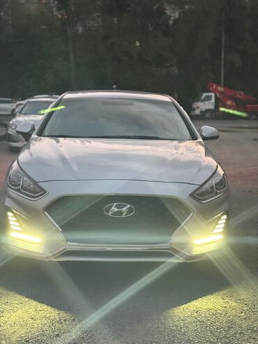 электромобиль neta: Hyundai Sonata: 2020 г., 2 л, Автомат, Газ, Седан