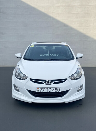 Hyundai: Hyundai Elantra: 1.8 l | 2011 il Sedan — 3