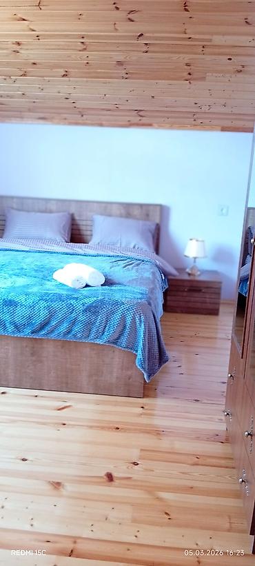 Günlük kirayə evlər: 180 kv. m, 4 otaqlı, İşıq — 9