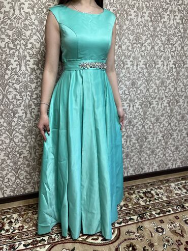 классическое платье: Вечернее платье, Классическое, Длинная модель, Без рукавов, Камни, S (EU 36)