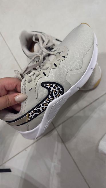 Nike, Ölçü: 37, İşlənmiş lalafo.az -da Nike, Ölçü: 37, İşlənmiş