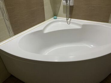 hamam vannasi: Vanna, İşlənmiş, Akril