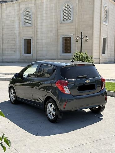 Chevrolet: Chevrolet Spark: 2019 г., 1 л, Вариатор, Бензин, Хэтчбэк — 4