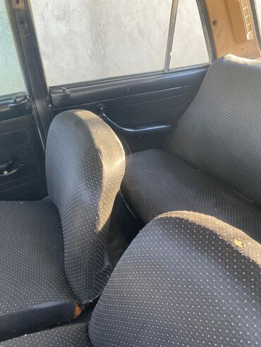 VAZ (LADA): VAZ 2106 sedan - Kərənt: benzin - Ötürücü: arxa - Korpus: 4 qapılı — 6