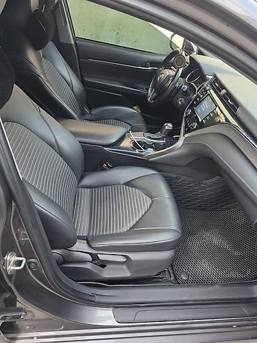 583 585: Toyota Camry: 2019 г., 2.5 л, Автомат, Седан — 6
