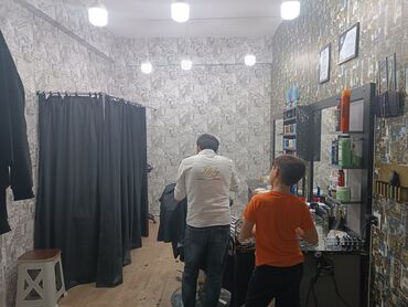 Резюме: Парикмахер требуется, Аренда места, 1-2 года опыта, Официальное трудоустройство