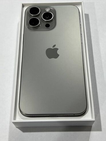 Apple iPhone: IPhone 13 Pro Max, Б/у, 256 ГБ, Space Gray, Защитное стекло, Чехол, Кабель, 84 %