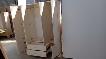 tek sfaner: Распашной, 3 двери Прямой шкаф, Гардеробный шкаф