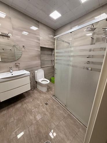 ivanovkada ev satilir: 📍 Mənzil Yasamal rayonu, Nizami metrosunun çıxışında yerləşir. 🏢 Bina — 9