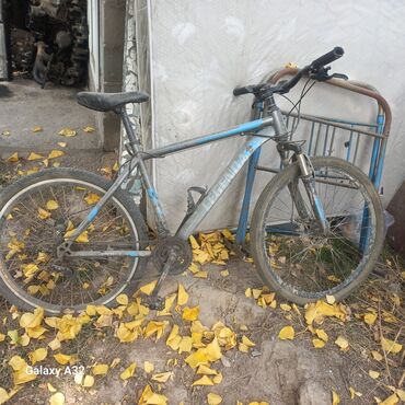 велосепед горный: Горный велосипед на 26" колесах - Рама: алюминиевая, классическая