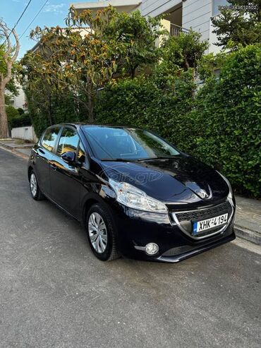 Peugeot: Peugeot 208: 1.2 l. | 2015 έ. 155000 km. Χάτσμπακ