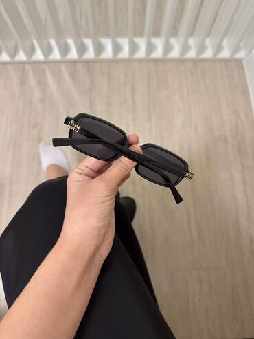 Солнцезащитные очки: Солнцезащитные очки очки, Prada, Унисекс, Круглые, Регулируемые носоупоры — 6