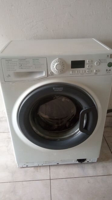ремонт стиральных машинок: Стиральная машина Hotpoint Ariston, Б/у, Автомат, До 6 кг, Компактная