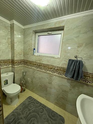 Долгосрочная аренда домов: 617 м², 14 комнат, Евроремонт, Балкон застеклен, Кондиционер — 26