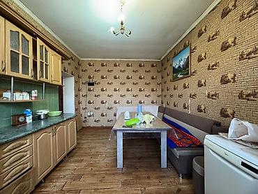 Продажа коттеджей и домов: Продается 2 этажный дом в районе Рабочего городка, на пересечении улиц — 11