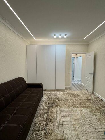 mega hous: 3 комнаты, 98 м², 108 серия, 4 этаж, Косметический ремонт