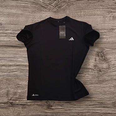 Majice: Slim majice
M l xl 2xl 
1250din 🕷️🌀🌀 — 26
