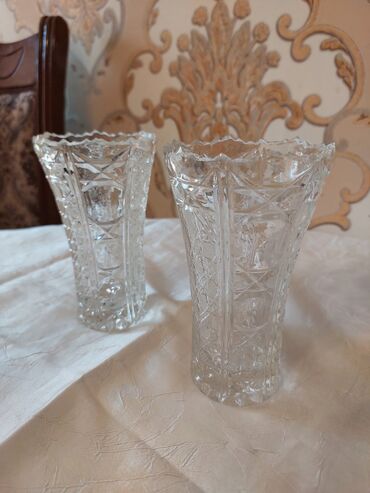 пластиковые окна в баку цена: Хрустальным вазам 40 лет,антиквариант,из Чехии. Цена за двоих 50