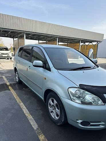 Toyota: Toyota Ipsum: 2002 г., 2.4 л, Автомат, Бензин, Минивэн — 5