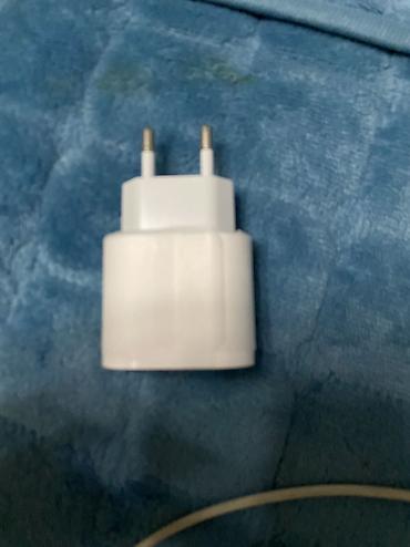 iphone cable: Продаю новый оригинальный зарядник 14про с коробкой торг есть — 4
