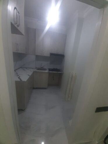 Sifarişlə mətbəx mebeli: Ev AAAF parkda yerləşir 62 kv 2 otaqlı 2 ci mərtəbədə Ev isti poldur — 2