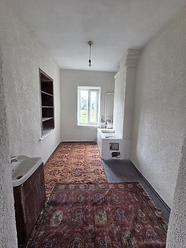 40 лет киргизии: 3 комнаты, 60 м², 6 соток, Каракол, Собственник — 7