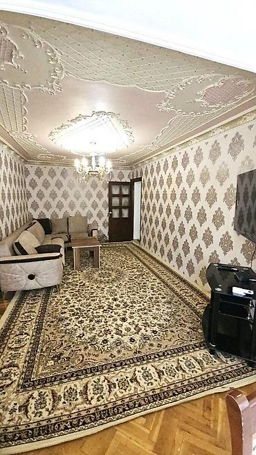 bakida kirayə: İcarəyə verilir 3 otaqlı köhnə tikili 72 m², Neftçilər m. 695 AZN/ay — 2