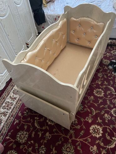 детское кресло кровать: Детская кровать и комод сатылат!!!баасы келишти турдо!кроватьтын