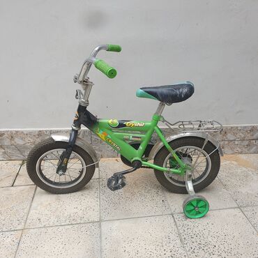 Uşaq velosipedləri: İşlənmiş İki təkərli Uşaq velosipedi 12", sürətlərin sayı: 1
