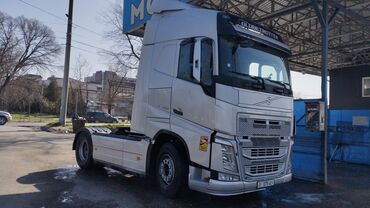 прицепы грузовые бу: Тягач, Volvo, 2013 г., Без прицепа