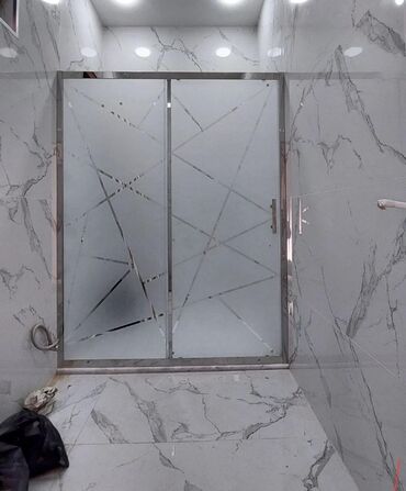 Duş kabinaları, arakəsmələr: Yeni Üstü açıq kabina, Düzbucaqlı, Pulsuz çatdırılma — 12