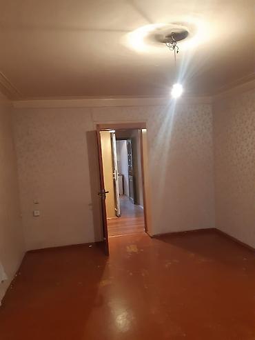 sabuncuda satllq evler: Sumqayıt, 3 otaqlı, Köhnə tikili, 72 kv. m — 8